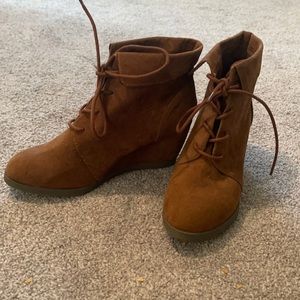 Target brown bootie size 7